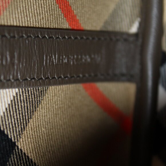 Burberry Vintage Check Plaid Bucket Bag Shoulder Bag - Picture 12 of 12